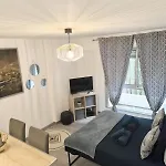 Cosy & Chill Studio Avec Piscine Residentielle & Proche Centre Ville- Ideal Pour Couple Et Professionels